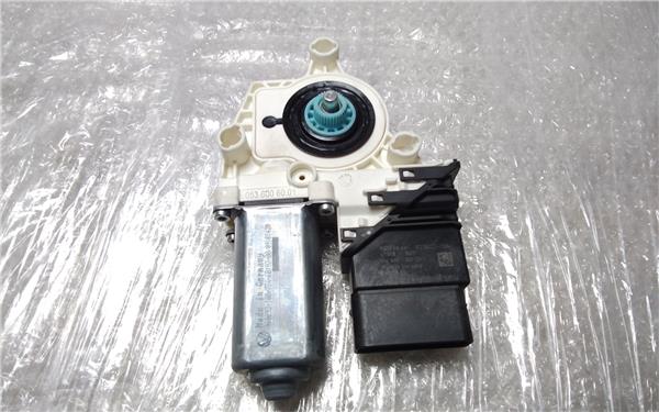 motor elevalunas trasero derecho volkswagen p