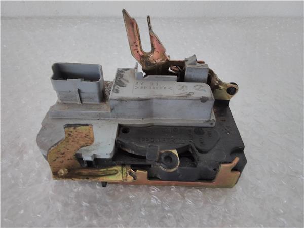 cerradura puerta delantera derecha citroen xs