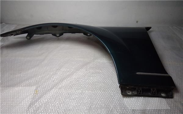 aleta delantera izquierda mercedes benz clase