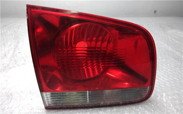 piloto trasero izquierdo volkswagen touareg 7