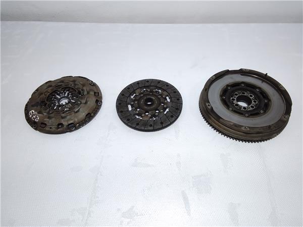 volante motor toyota avensis t27 2008 20 act