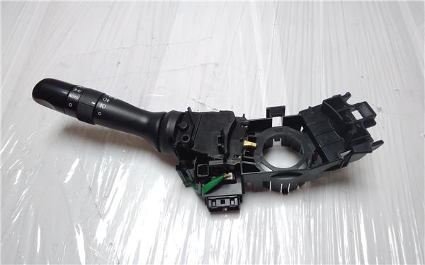 mando de luces toyota avensis t27 2015 20 ad