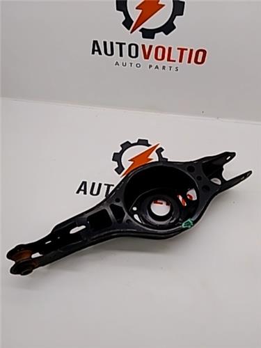 brazo inferior trasero derecho toyota c hr x1