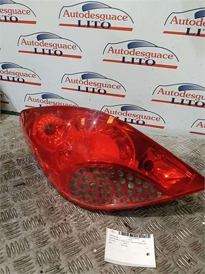piloto trasero izquierdo peugeot 207 2006 14