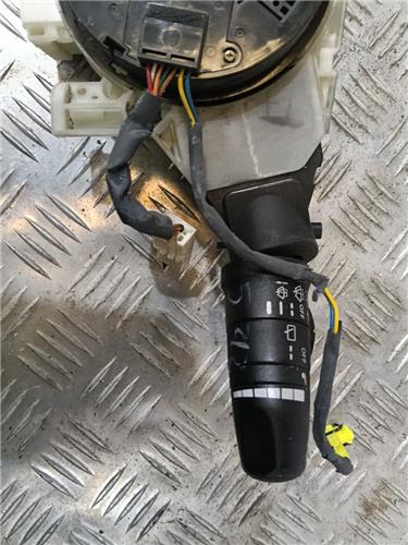 mando limpiaparabrisas nissan almera n16e 012