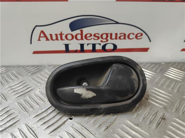 manilla interior puerta trasera derecha dacia