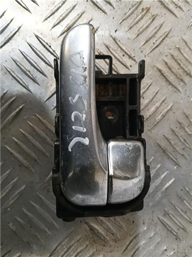 manilla interior puerta delantera derecha nis