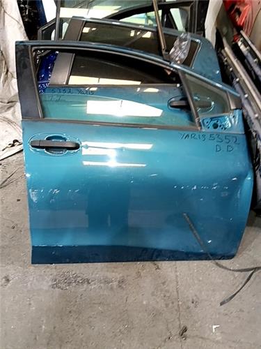 puerta delantera derecha toyota yaris ksp1nlp