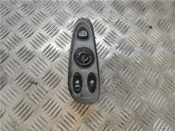 mando elevalunas delantero izquierdo hyundai