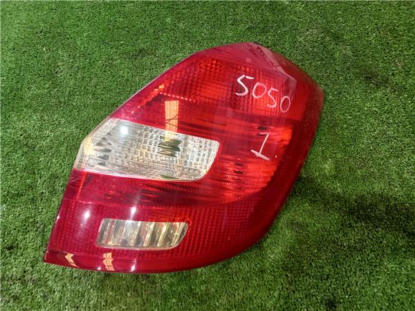 piloto trasero derecho skoda fabia 5j2 2007