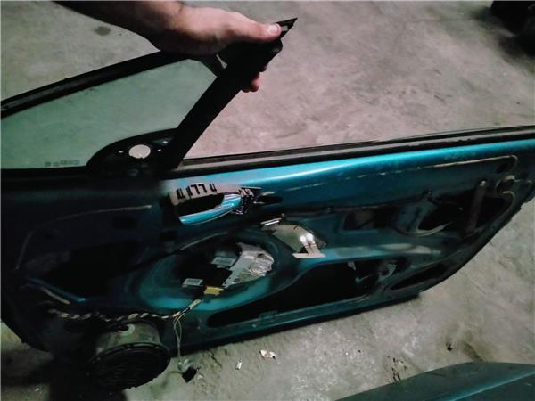 puerta delantera derecha peugeot 307 cc cabri