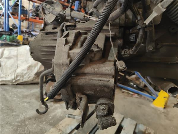 caja cambios manual nissan almera n16e 012000