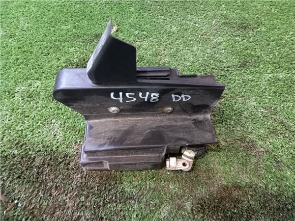 cerradura puerta delantera derecha dacia sand