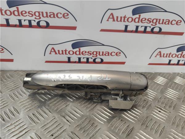 maneta exterior trasera derecha nissan primer