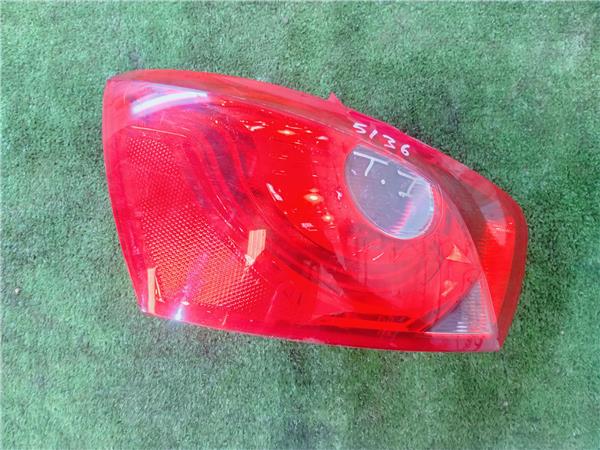 piloto trasero izquierdo seat ibiza berlina 6