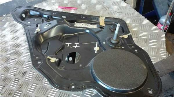 elevalunas electrico trasero izquierdo seat l