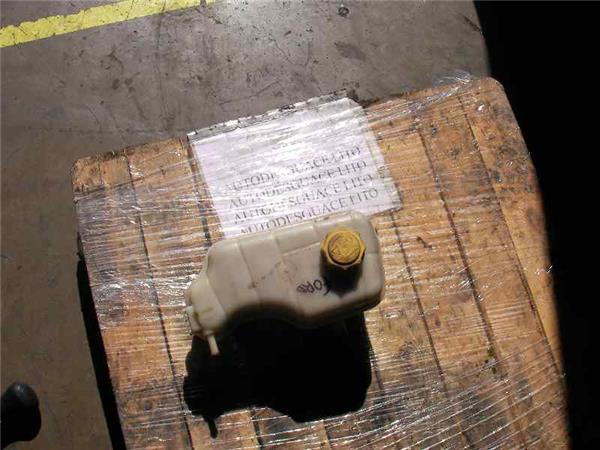 botella expansion ford fiesta berlina dx 2000