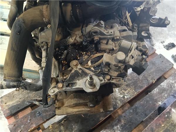 caja cambios manual nissan primera berlina p1