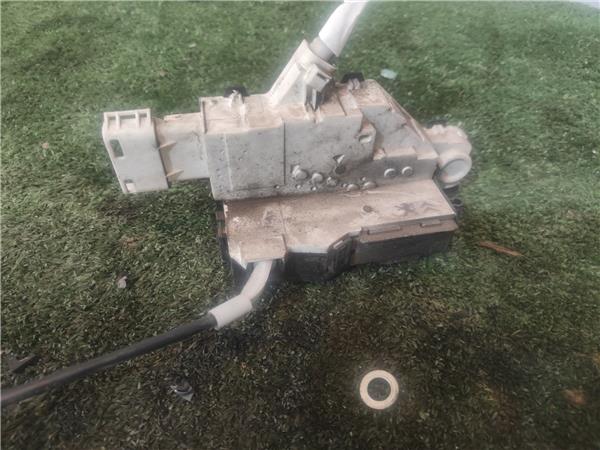 cierre electromagnetico trasero izquierdo peu