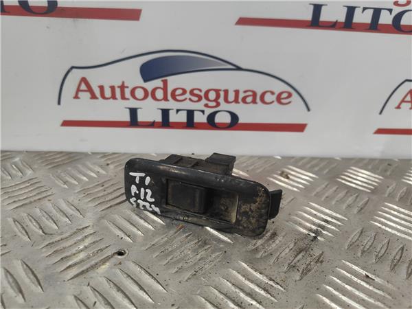 botonera puerta trasera izquierda nissan prim