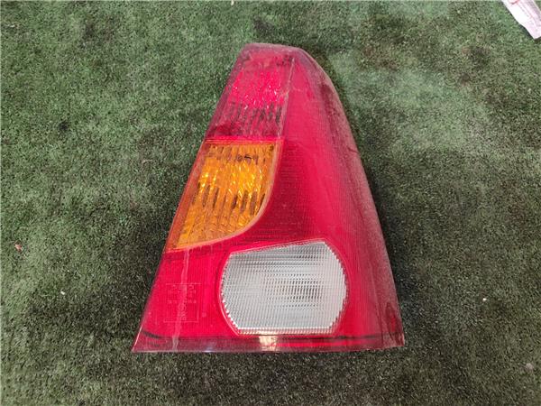 piloto trasero derecho dacia logan 1 2005 14