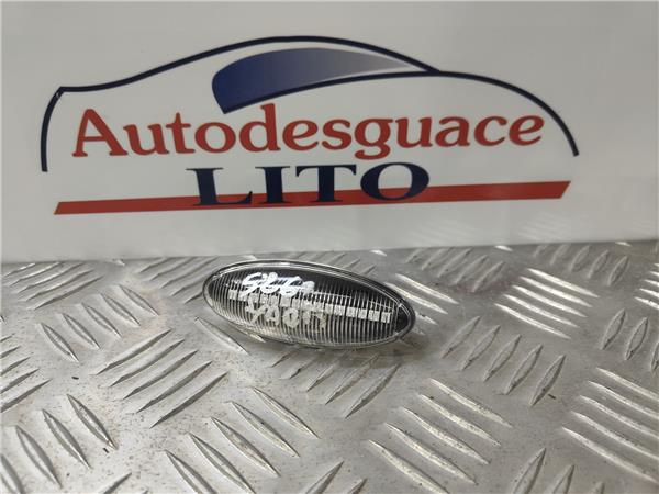 piloto intermitente lateral delantero izquier