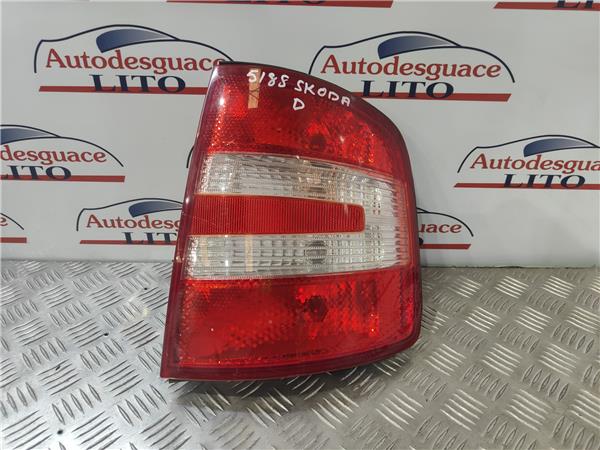 piloto trasero derecho skoda fabia combi 6y5