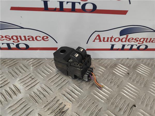 mando elevalunas delantero izquierdo peugeot
