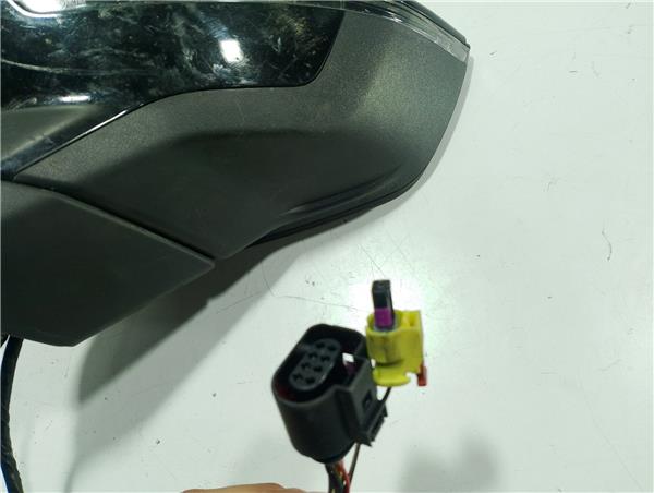1.0 FR 10 Ltr. - 66 kW TGI bivalent Gasolina - GNC Retrovisor Izquierdo