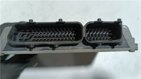 1.6 Centralita motor uce