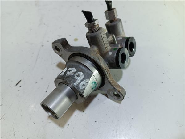 CABRIO (304 CV - 224 KW) Bomba Freno