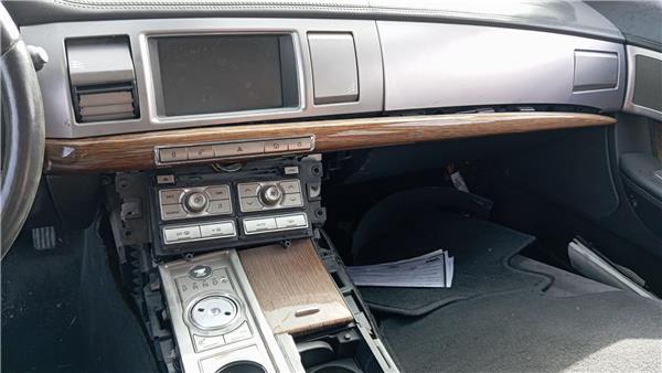 radio / cd jaguar xf (2008 >) 2.7 v6 diesel luxury [2,7 ltr.   152 kw v6 diesel cat]