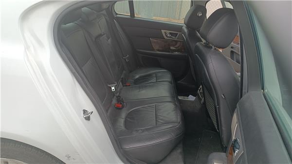 asientos traseros jaguar xf (2008 >) 3.0 v6 diesel grace [3,0 ltr.   177 kw v6 diesel cat]