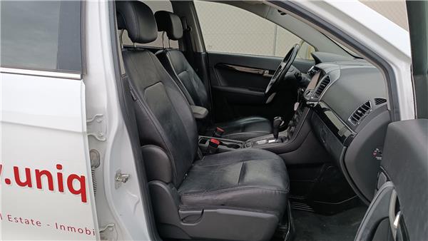 2.0 VCDI LT 20 Ltr. - 110 kW Diesel CAT Asiento Delantero Derecho