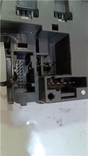 1.5 Authentique 15 Ltr. - 63 kW dCi Diesel CAT Mando Limpiaparabrisas