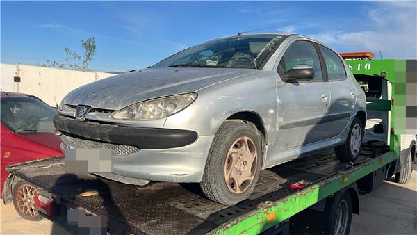 aleta delantera izquierda peugeot 206 1998 1