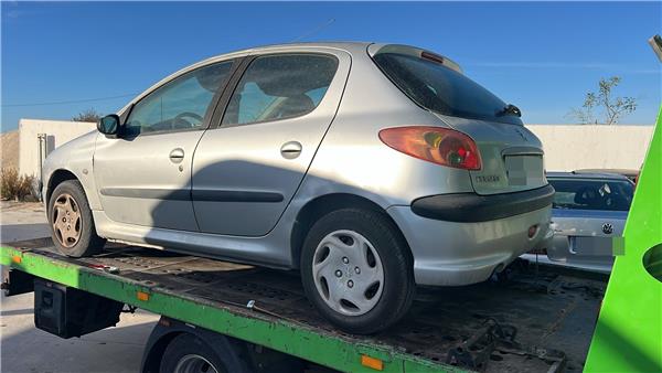 puerta trasera izquierda peugeot 206 1998 14