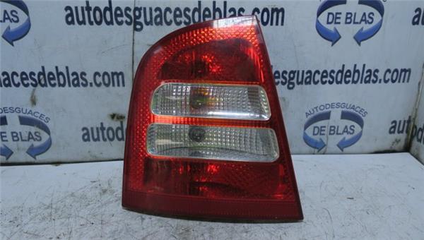 OCTAVIA BERLINA 1U2 Piloto Trasero Izquierdo