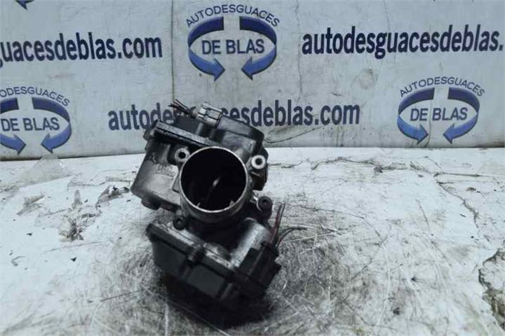 A4 BER. B8 Caja Mariposa Aire
