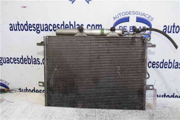 CLASE E W211 BERLINA Condensador