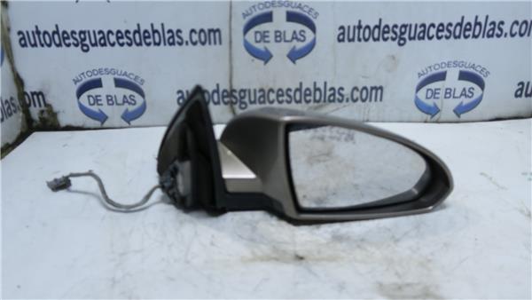 PRIMERA BERLINA P12 Retrovisor Derecho PRIMERA BERLINA P12 Retrovisor Derecho