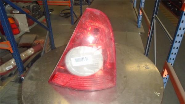 CLIO II FASE II BCB0 Piloto Trasero Derecho