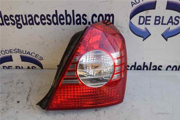 ELANTRA XD Piloto Trasero Derecho