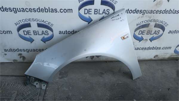 Insignia Berlina 2008- Aleta Delantera Izquierda Insignia Berlina 2008- Aleta Delantera Izquierda
