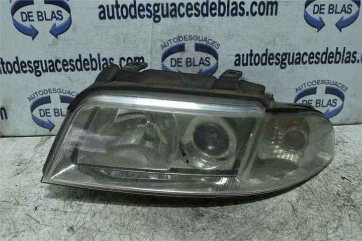 A4 BERLINA 8E Faro Delantero Izquierdo A4 BERLINA 8E Faro Delantero Izquierdo