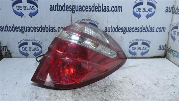 LEGACY KOMBIOUTBACK B14 Piloto Trasero Derecho