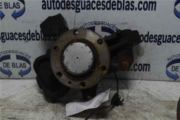 SPRINTER 02.00 - CAJA CERRADA Mangueta Delantera Derecha