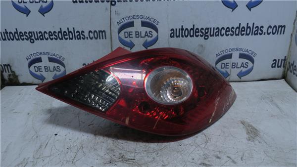 CORSA D Piloto Trasero Derecho
