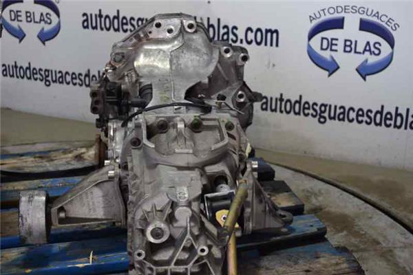 PASSAT BERLINA 3B2 Caja Cambios Manual