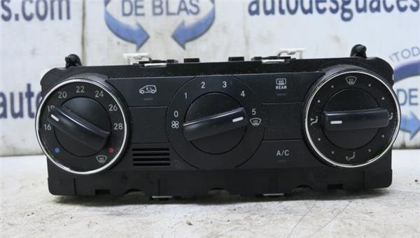 CLASE B W245 Mandos Climatizador